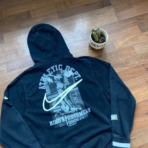 Nike Athletic Club Navy Hoodie - Picture 6 of 8